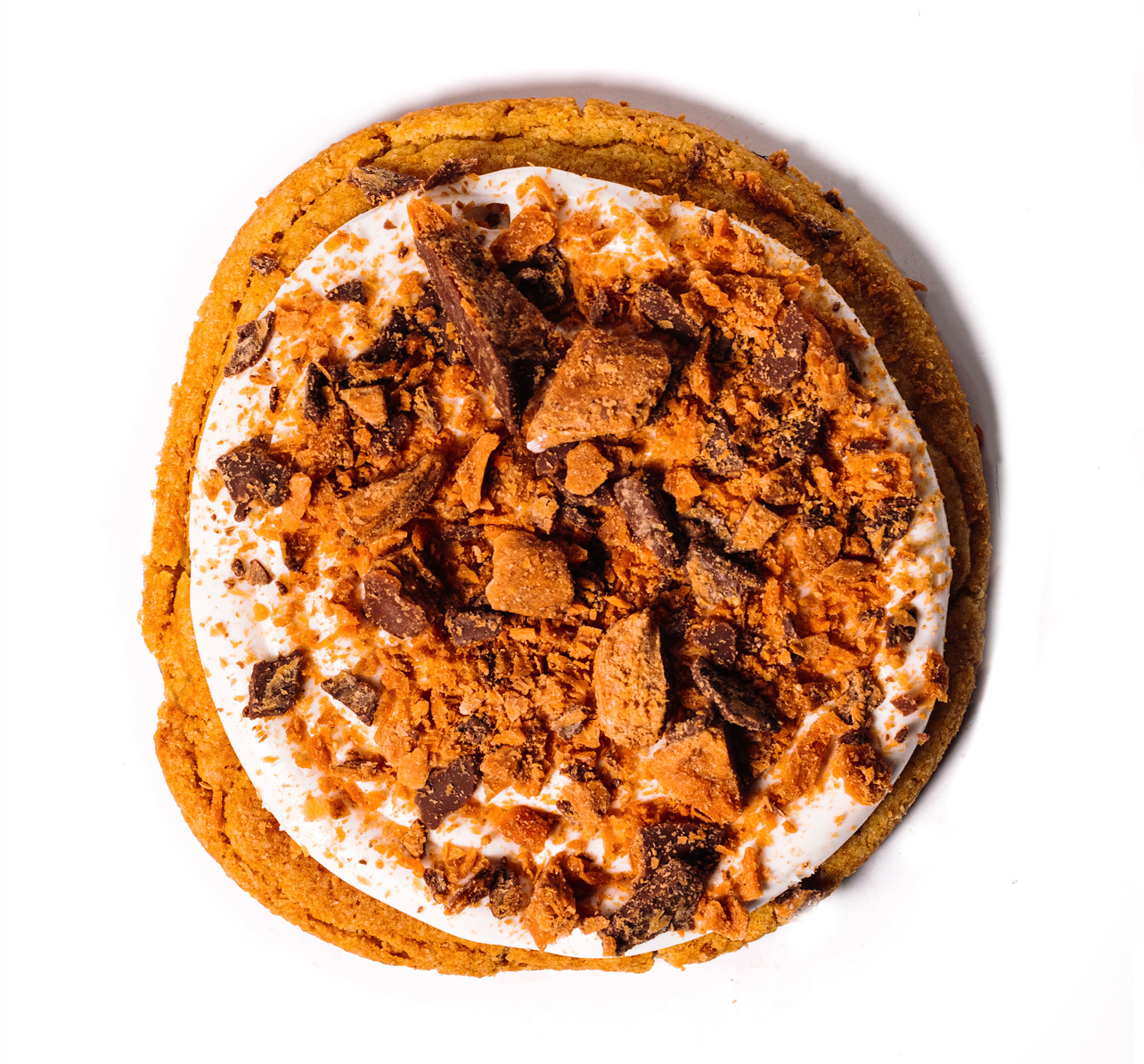 Vanilla Butterfinger® - Peanut Butter Cookie, Vanilla Buttercream Icing, Crushed Butterfingers